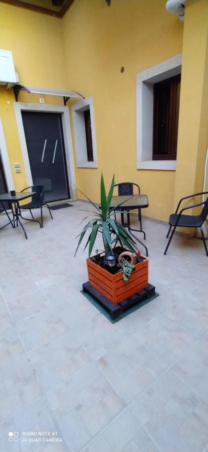 Come A Casa Syracuse Exteriér fotografie