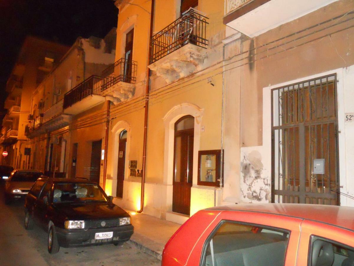 Come A Casa Syracuse Exteriér fotografie