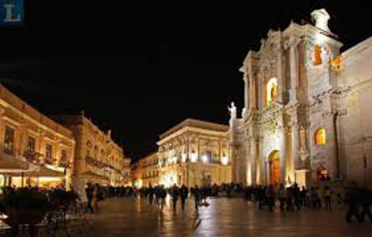 Come A Casa Syracuse Exteriér fotografie